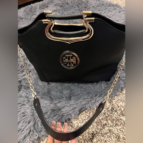 Tory Burch Black and Gold Handbag - Picture 5 of 5